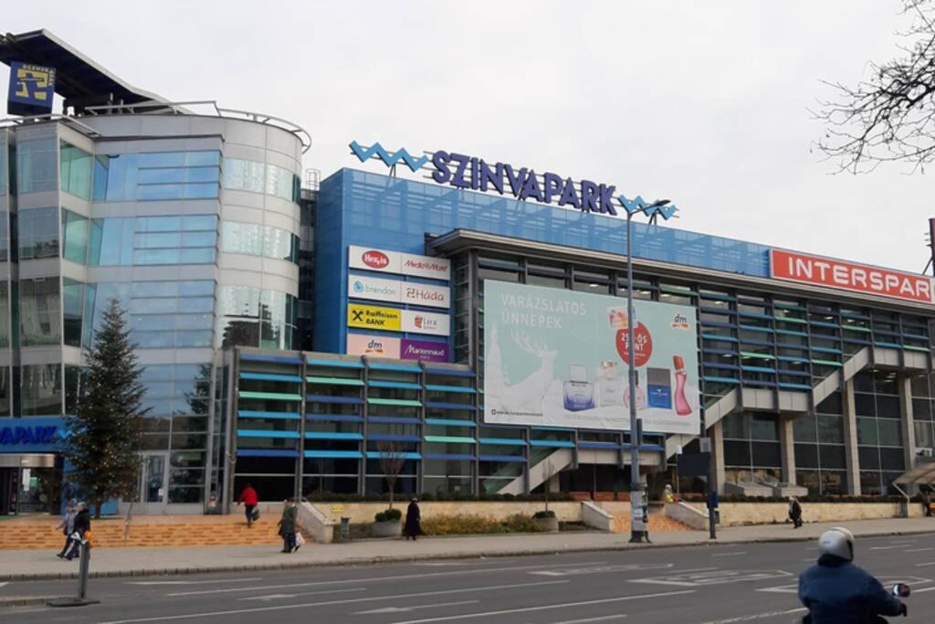 High Street Apartman Мішкольц Екстер'єр фото