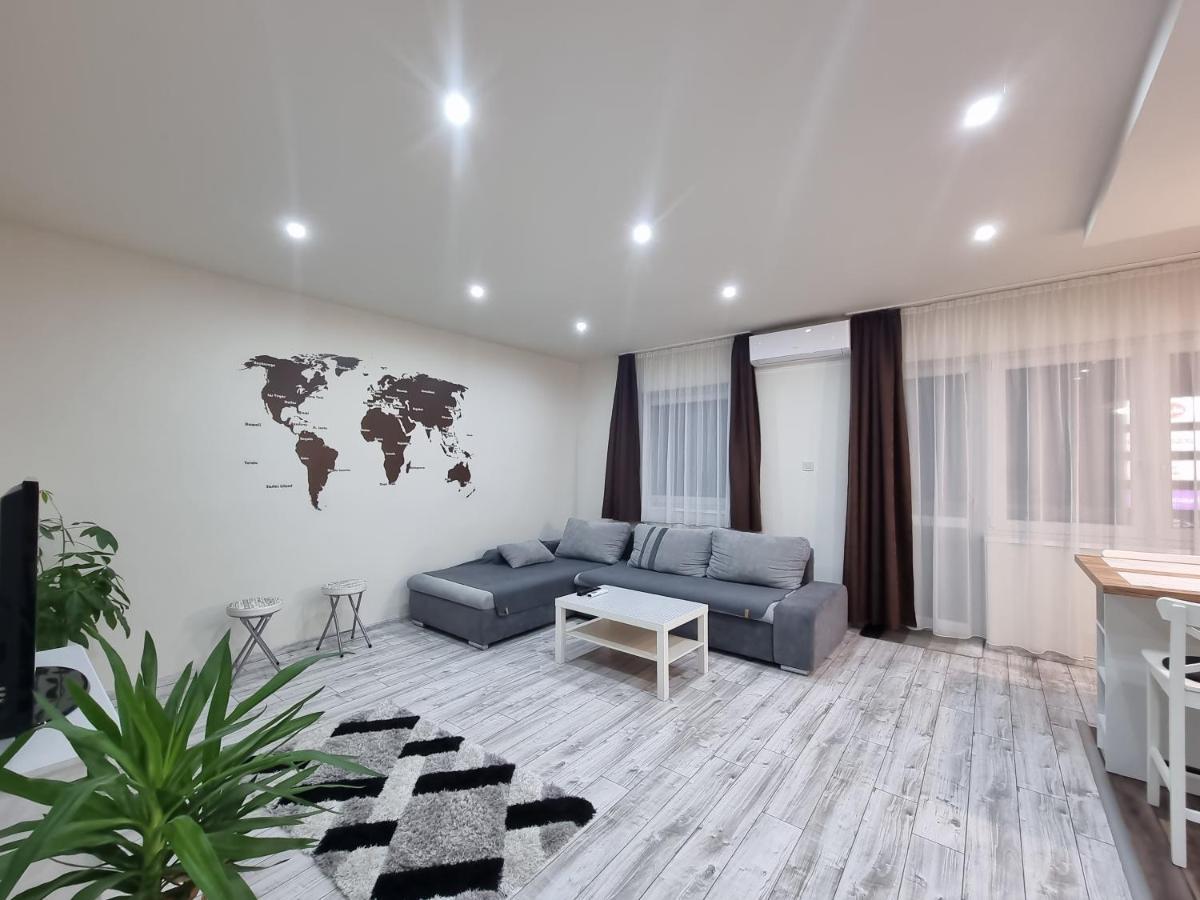 High Street Apartman Мішкольц Екстер'єр фото